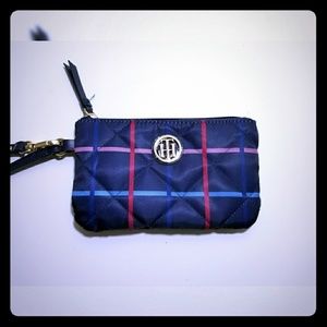 NEW Tommy Hilfiger Wristlet